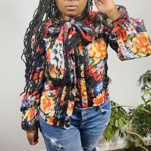 Floral Print long sleeve bow tie detail top